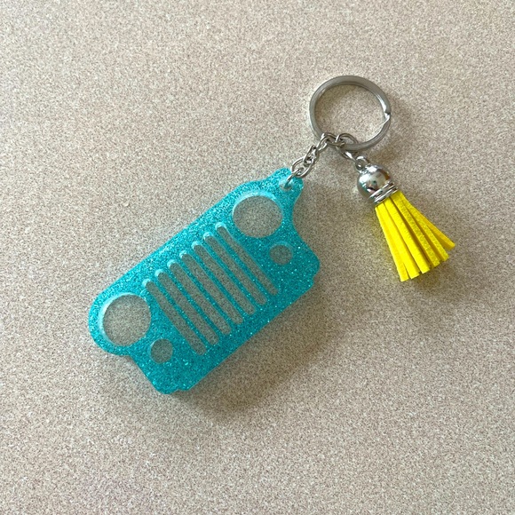 **SPECIAL DEAL** Handmade Jeep Front Grill Keychain -Please read description - Picture 1 of 3